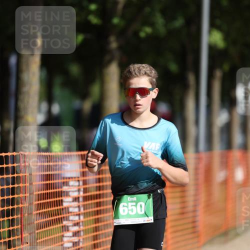 07.09.2025 - 19. Norderstedt Triathlon Michael Strokosch http://msf.ph/oto/8818904 07.09.2025 10:50:46 Laufen 650 meine-sportfotos.de