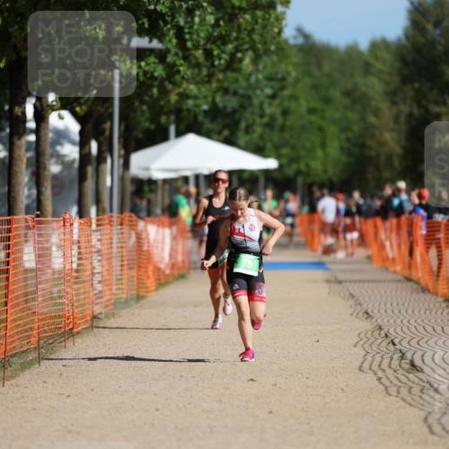 07.09.2025 - 19. Norderstedt Triathlon Michael Strokosch http://msf.ph/oto/8818906 07.09.2025 10:50:53 Laufen 75, 687 meine-sportfotos.de
