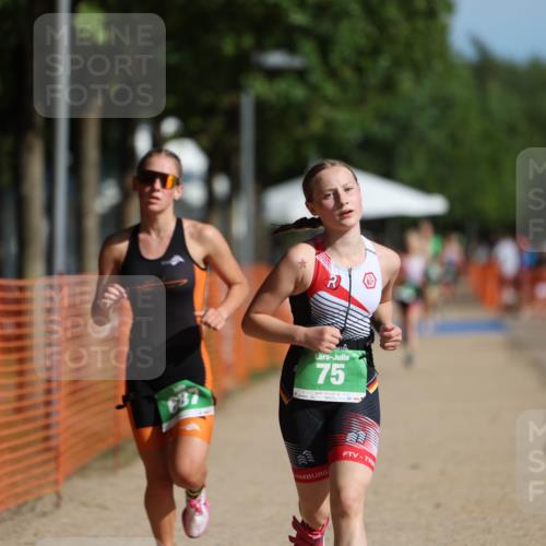 07.09.2025 - 19. Norderstedt Triathlon Michael Strokosch http://msf.ph/oto/8818946 07.09.2025 10:50:58 Laufen 75, 687 meine-sportfotos.de
