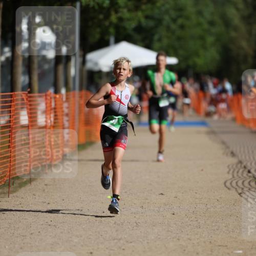 07.09.2025 - 19. Norderstedt Triathlon Michael Strokosch http://msf.ph/oto/8818993 07.09.2025 10:51:05 Laufen 80, 663 meine-sportfotos.de