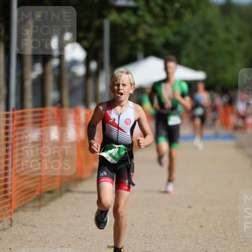 07.09.2025 - 19. Norderstedt Triathlon Michael Strokosch http://msf.ph/oto/8819007 07.09.2025 10:51:07 Laufen 80, 663 meine-sportfotos.de