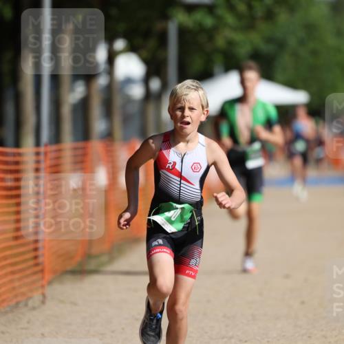 07.09.2025 - 19. Norderstedt Triathlon Michael Strokosch http://msf.ph/oto/8819016 07.09.2025 10:51:07 Laufen 80, 663 meine-sportfotos.de