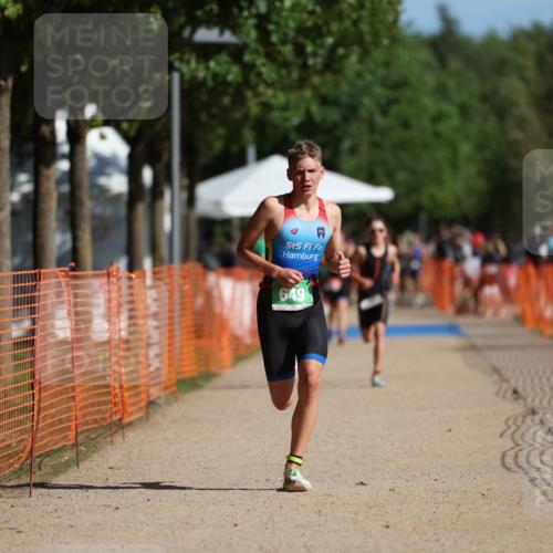 07.09.2025 - 19. Norderstedt Triathlon Michael Strokosch http://msf.ph/oto/8819072 07.09.2025 10:51:15 Laufen 68, 649, 663 meine-sportfotos.de