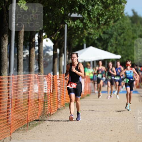 07.09.2025 - 19. Norderstedt Triathlon Michael Strokosch http://msf.ph/oto/8819140 07.09.2025 10:51:28 Laufen 56, 1146 meine-sportfotos.de