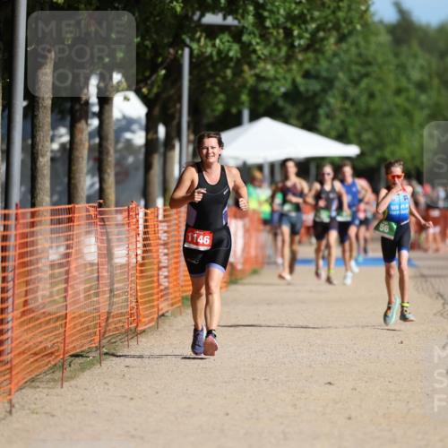 07.09.2025 - 19. Norderstedt Triathlon Michael Strokosch http://msf.ph/oto/8819145 07.09.2025 10:51:28 Laufen 56, 1146 meine-sportfotos.de