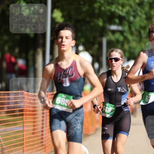 07.09.2025 - 19. Norderstedt Triathlon Michael Strokosch http://msf.ph/oto/8819213 07.09.2025 10:51:36 Laufen 56, 63, 66, 648, 673, 686, 1146 meine-sportfotos.de