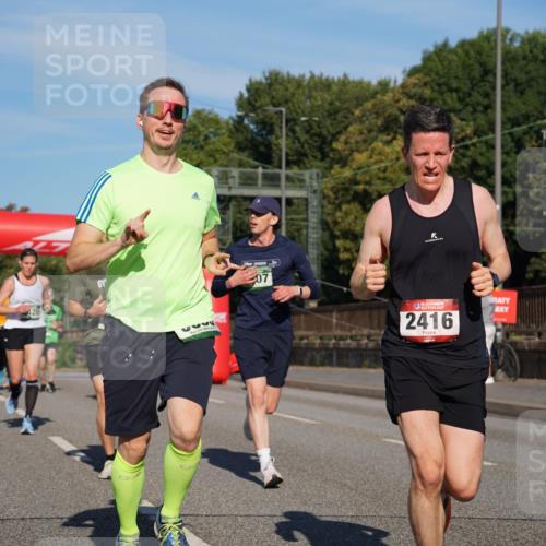 07.09.2025 - BARMER Alsterlauf Yannick Fuchs http://msf.ph/oto/8819355 07.09.2025 09:44:13 Laufen 2165, 07, 2416 meine-sportfotos.de