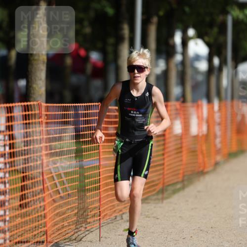 07.09.2025 - 19. Norderstedt Triathlon Michael Strokosch http://msf.ph/oto/8819388 07.09.2025 10:52:00 Laufen 112, 667 meine-sportfotos.de