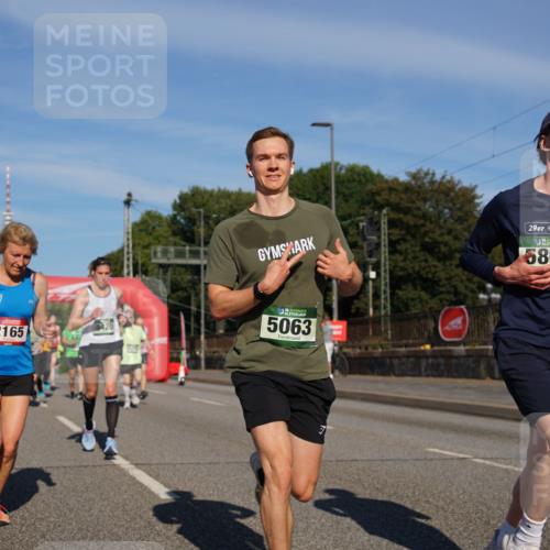 07.09.2025 - BARMER Alsterlauf Yannick Fuchs http://msf.ph/oto/8819417 07.09.2025 09:44:15 Laufen 29, 5807, 2165, 5063 meine-sportfotos.de