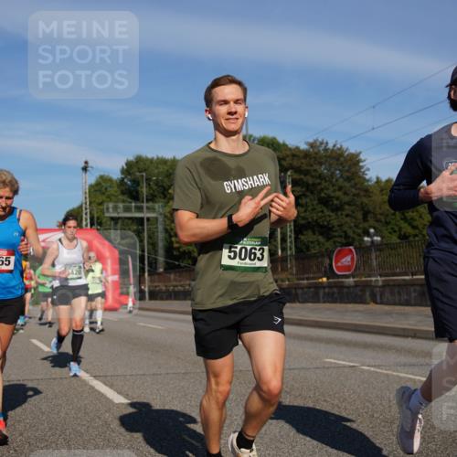 07.09.2025 - BARMER Alsterlauf Yannick Fuchs http://msf.ph/oto/8819423 07.09.2025 09:44:15 Laufen 2165, 420, 20, 7, 136, 5063 meine-sportfotos.de