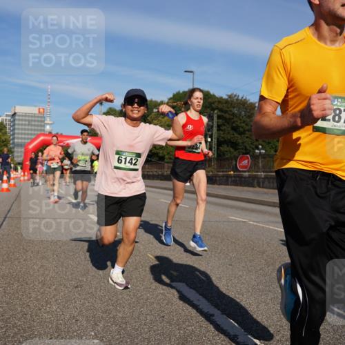 07.09.2025 - BARMER Alsterlauf Yannick Fuchs http://msf.ph/oto/8819552 07.09.2025 09:44:21 Laufen 6142, 36, 879 meine-sportfotos.de