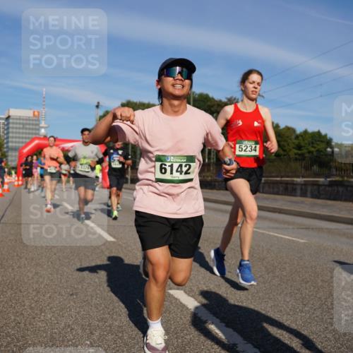 07.09.2025 - BARMER Alsterlauf Yannick Fuchs http://msf.ph/oto/8819566 07.09.2025 09:44:21 Laufen 6, 6142, 5234 meine-sportfotos.de