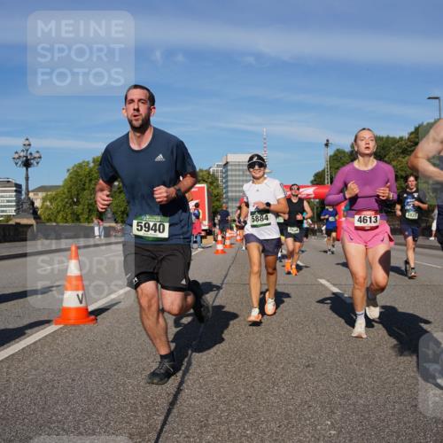 07.09.2025 - BARMER Alsterlauf Yannick Fuchs http://msf.ph/oto/8819714 07.09.2025 09:44:28 Laufen 5940, 5884, 6254, 4613, 2823, 451 meine-sportfotos.de