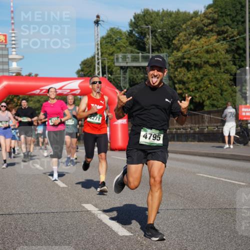 07.09.2025 - BARMER Alsterlauf Yannick Fuchs http://msf.ph/oto/8819977 07.09.2025 09:44:39 Laufen 2508, 4271, 4795, 76 meine-sportfotos.de