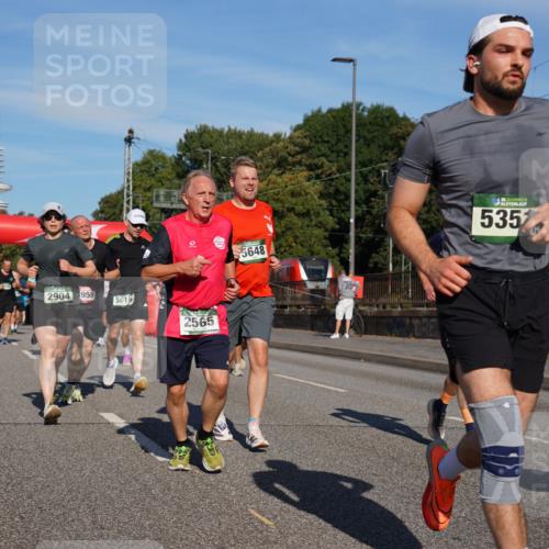 07.09.2025 - BARMER Alsterlauf Yannick Fuchs http://msf.ph/oto/8820190 07.09.2025 09:44:49 Laufen 808, 2549, 2904, 959, 5619, 2565, 5648, 535 meine-sportfotos.de
