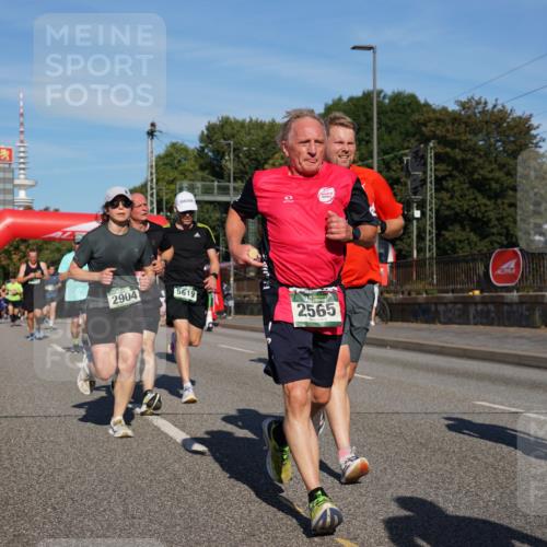 07.09.2025 - BARMER Alsterlauf Yannick Fuchs http://msf.ph/oto/8820209 07.09.2025 09:44:50 Laufen 8089, 2549, 2904, 5619, 2565, 3029 meine-sportfotos.de