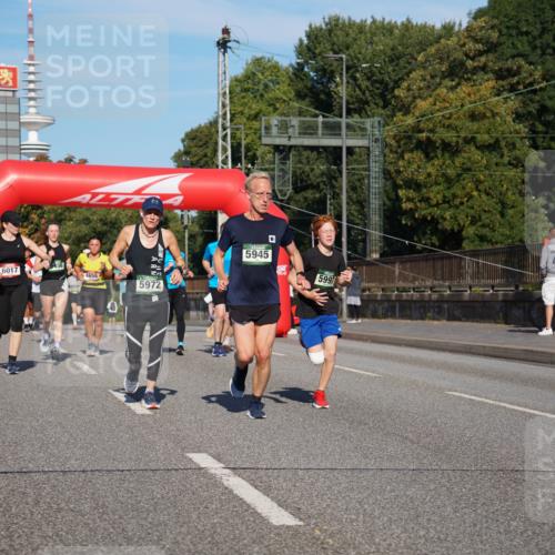 07.09.2025 - BARMER Alsterlauf Yannick Fuchs http://msf.ph/oto/8820416 07.09.2025 09:45:00 Laufen 5456, 6017, 4658, 5972, 5945, 5997, 76 meine-sportfotos.de