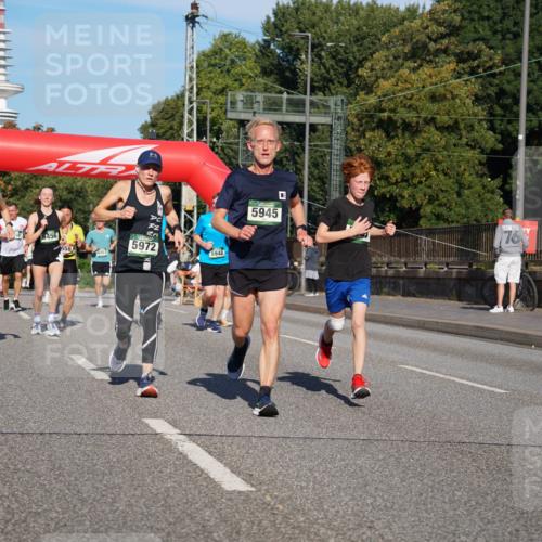 07.09.2025 - BARMER Alsterlauf Yannick Fuchs http://msf.ph/oto/8820437 07.09.2025 09:45:01 Laufen 6017, 5456, 5972, 5948, 658, 5945, 76 meine-sportfotos.de