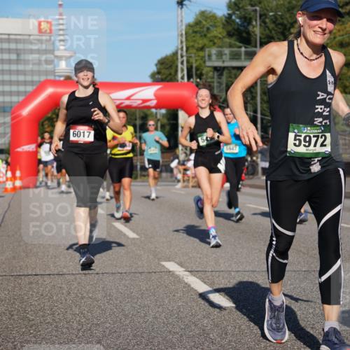 07.09.2025 - BARMER Alsterlauf Yannick Fuchs http://msf.ph/oto/8820464 07.09.2025 09:45:03 Laufen 6017, 54, 5947, 36, 5972, 76 meine-sportfotos.de