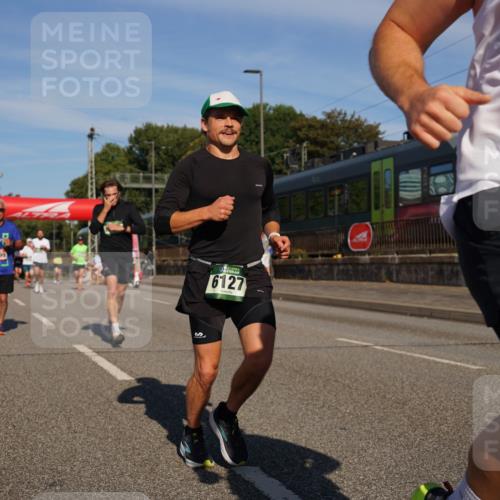 07.09.2025 - BARMER Alsterlauf Yannick Fuchs http://msf.ph/oto/8821114 07.09.2025 09:45:37 Laufen 4799, 6127 meine-sportfotos.de