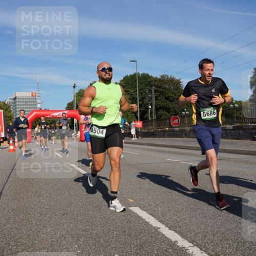 07.09.2025 - BARMER Alsterlauf Yannick Fuchs http://msf.ph/oto/8821396 07.09.2025 09:45:55 Laufen 5686, 4504 meine-sportfotos.de