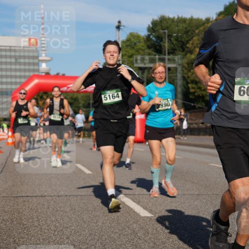 07.09.2025 - BARMER Alsterlauf Yannick Fuchs http://msf.ph/oto/8821662 07.09.2025 09:46:08 Laufen 4837, 5164, 2390, 36, 6010 meine-sportfotos.de