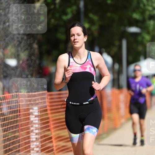 07.09.2025 - 19. Norderstedt Triathlon Michael Strokosch http://msf.ph/oto/8823291 07.09.2025 12:14:08 Laufen 704, 1246, 1334 meine-sportfotos.de