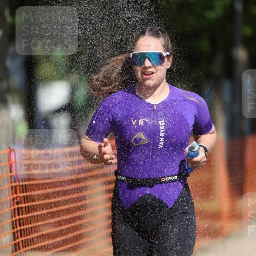 07.09.2025 - 19. Norderstedt Triathlon Michael Strokosch http://msf.ph/oto/8823374 07.09.2025 12:14:14 Laufen 1246 meine-sportfotos.de