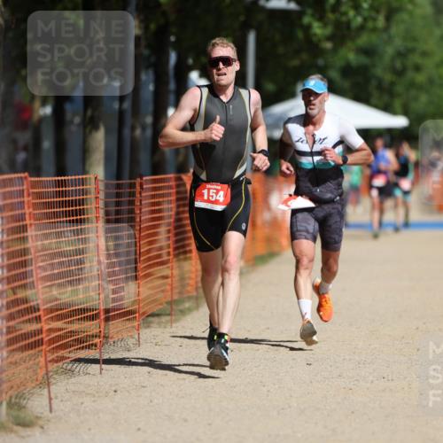 07.09.2025 - 19. Norderstedt Triathlon Michael Strokosch http://msf.ph/oto/8823467 07.09.2025 12:14:25 Laufen 138, 154, 170, 819 meine-sportfotos.de