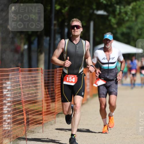 07.09.2025 - 19. Norderstedt Triathlon Michael Strokosch http://msf.ph/oto/8823481 07.09.2025 12:14:26 Laufen 138, 154, 170, 819 meine-sportfotos.de