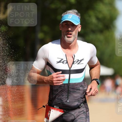 07.09.2025 - 19. Norderstedt Triathlon Michael Strokosch http://msf.ph/oto/8823528 07.09.2025 12:14:29 Laufen 138, 154, 819 meine-sportfotos.de