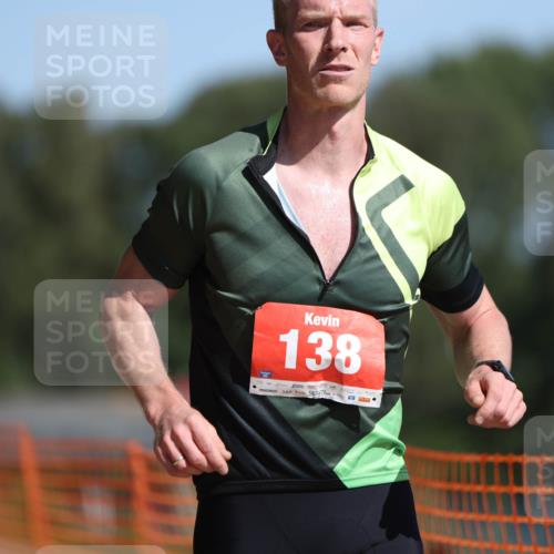 07.09.2025 - 19. Norderstedt Triathlon Michael Strokosch http://msf.ph/oto/8823546 07.09.2025 12:14:31 Laufen 138, 154, 819 meine-sportfotos.de