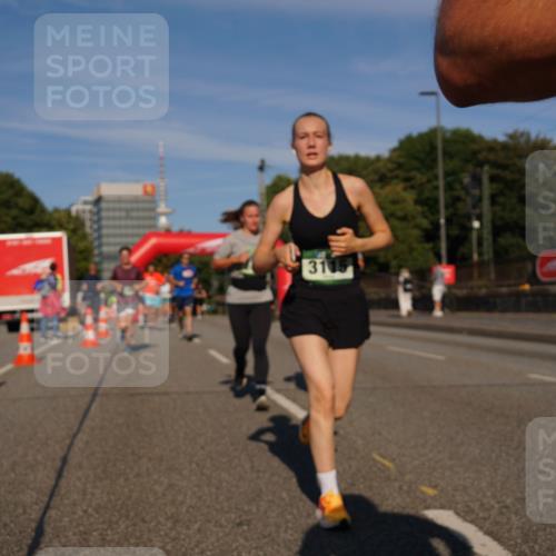 07.09.2025 - BARMER Alsterlauf Yannick Fuchs http://msf.ph/oto/8823560 07.09.2025 09:47:47 Laufen 3115 meine-sportfotos.de