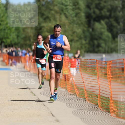 07.09.2025 - 19. Norderstedt Triathlon Michael Strokosch http://msf.ph/oto/8823571 07.09.2025 12:14:37 Laufen 775, 1332 meine-sportfotos.de