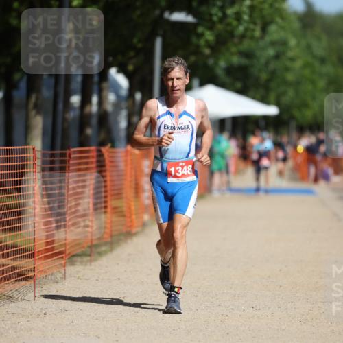 07.09.2025 - 19. Norderstedt Triathlon Michael Strokosch http://msf.ph/oto/8823667 07.09.2025 12:14:53 Laufen 1348 meine-sportfotos.de