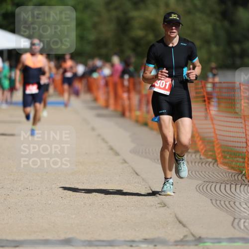 07.09.2025 - 19. Norderstedt Triathlon Michael Strokosch http://msf.ph/oto/8823740 07.09.2025 12:15:18 Laufen 1301, 1365 meine-sportfotos.de