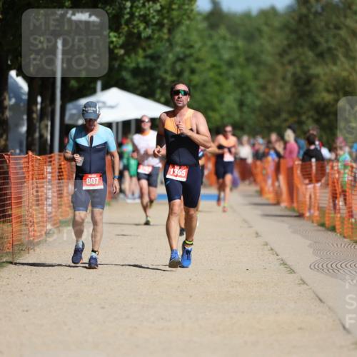 07.09.2025 - 19. Norderstedt Triathlon Michael Strokosch http://msf.ph/oto/8823753 07.09.2025 12:15:21 Laufen 1301, 1365 meine-sportfotos.de