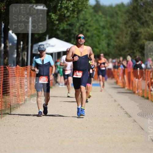 07.09.2025 - 19. Norderstedt Triathlon Michael Strokosch http://msf.ph/oto/8823757 07.09.2025 12:15:21 Laufen 1301, 1365 meine-sportfotos.de