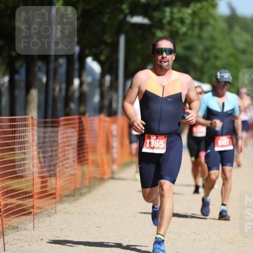 07.09.2025 - 19. Norderstedt Triathlon Michael Strokosch http://msf.ph/oto/8823766 07.09.2025 12:15:25 Laufen 807, 1253, 1301, 1315, 1358, 1365 meine-sportfotos.de