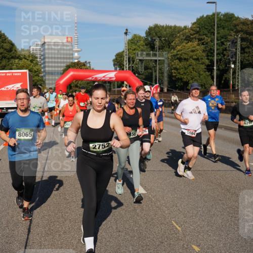 07.09.2025 - BARMER Alsterlauf Yannick Fuchs http://msf.ph/oto/8824472 07.09.2025 09:49:13 Laufen 8065, 238, 2903, 2752, 45606, 5004, 6293 meine-sportfotos.de