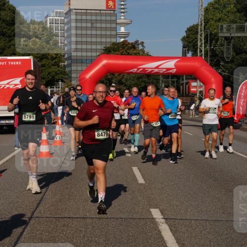 07.09.2025 - BARMER Alsterlauf Yannick Fuchs http://msf.ph/oto/8824534 07.09.2025 09:49:30 Laufen 5791, 1, 407, 4416, 8479, 4672, 529, 6151, 3721, 5912, 4809 meine-sportfotos.de