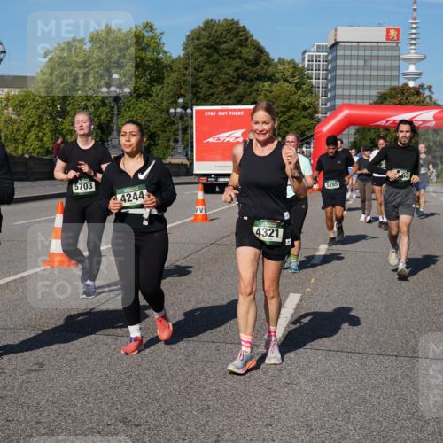 07.09.2025 - BARMER Alsterlauf Yannick Fuchs http://msf.ph/oto/8826663 07.09.2025 10:06:12 Laufen 8115, 5703, 4244, 4321, 5285 meine-sportfotos.de
