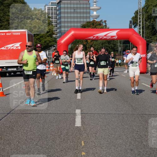 07.09.2025 - BARMER Alsterlauf Yannick Fuchs http://msf.ph/oto/8828167 07.09.2025 10:12:50 Laufen 3582, 4497, 6292, 4447, 4495, 4693, 765 meine-sportfotos.de