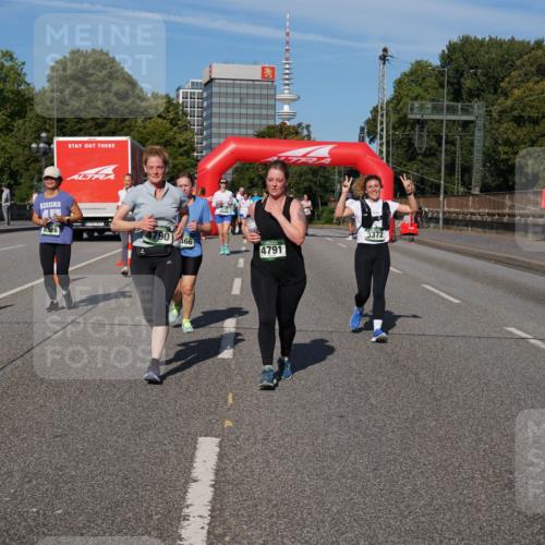 07.09.2025 - BARMER Alsterlauf Yannick Fuchs http://msf.ph/oto/8828298 07.09.2025 10:13:23 Laufen 326, 4790, 466, 4791, 3372 meine-sportfotos.de