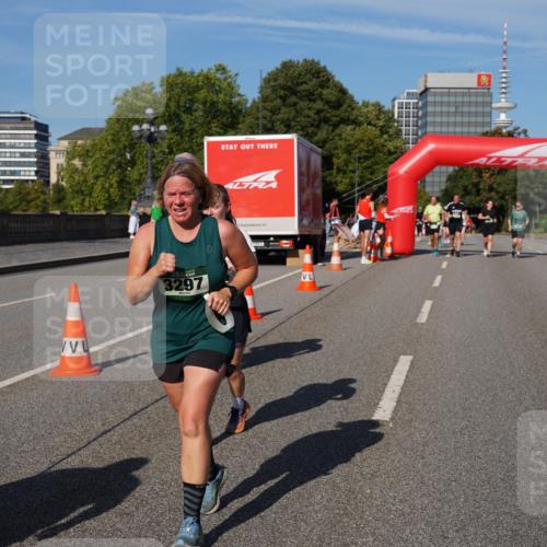 07.09.2025 - BARMER Alsterlauf Yannick Fuchs http://msf.ph/oto/8828830 07.09.2025 10:16:24 Laufen 3297 meine-sportfotos.de
