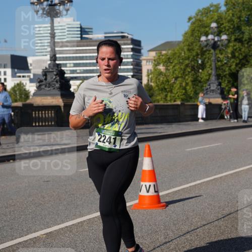 07.09.2025 - BARMER Alsterlauf Yannick Fuchs http://msf.ph/oto/8828897 07.09.2025 10:16:52 Laufen 2241, 10 meine-sportfotos.de
