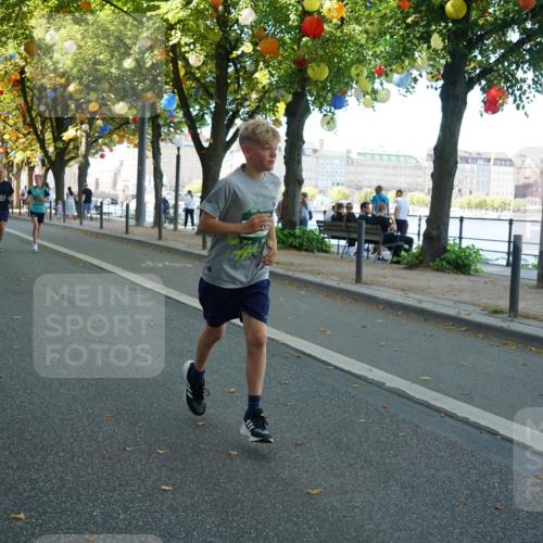 07.09.2025 - BARMER Alsterlauf Yannick Fuchs http://msf.ph/oto/8832183 07.09.2025 11:38:15 Laufen 126, 6325 meine-sportfotos.de