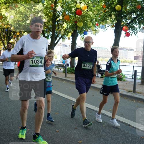 07.09.2025 - BARMER Alsterlauf Yannick Fuchs http://msf.ph/oto/8832203 07.09.2025 11:38:20 Laufen 80, 8395, 05, 1034, 8321, 8325 meine-sportfotos.de