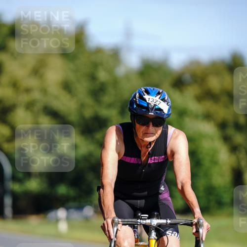 07.09.2025 - 19. Norderstedt Triathlon Michael Burmester http://msf.ph/oto/8832556 07.09.2025 11:44:36 Radfahren 152, 1327 meine-sportfotos.de