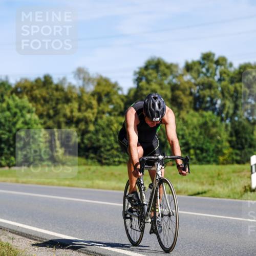 07.09.2025 - 19. Norderstedt Triathlon Michael Burmester http://msf.ph/oto/8832574 07.09.2025 11:45:10 Radfahren 1217 meine-sportfotos.de